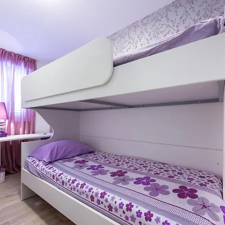 شقة Violet دوبروفينك